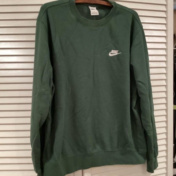 Nike Club Sweatshirt excellent Cond, bit wrinkled 😳. - Picture 3 of 5